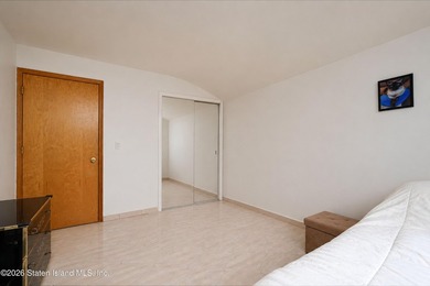 Just move right in! This one family semi-attached home in Great - photo 25