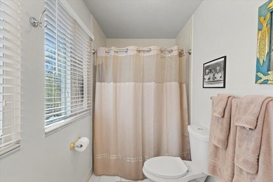 Behind the gates of Boca Pointe, this 3BR/3BA corner townhome - photo 32