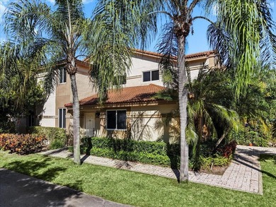 Behind the gates of Boca Pointe, this 3BR/3BA corner townhome - photo 36