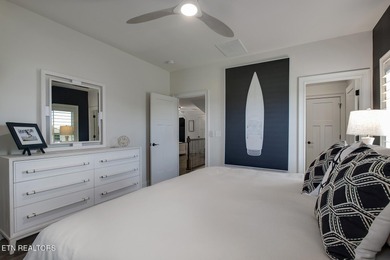 Don't miss your chance to own this stunning, better-than-new - photo 42