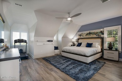 Don't miss your chance to own this stunning, better-than-new - photo 43
