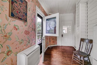7th owner of 210 Watling St., built in 1870, is offering this - photo 10