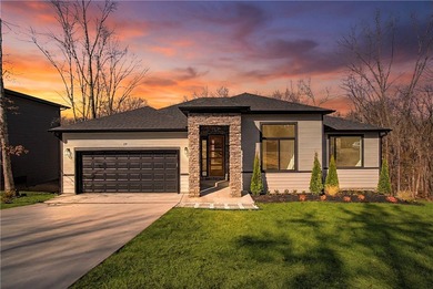 Lake Windsor Home For Sale in Bella Vista Arkansas