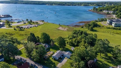 Enjoy stunning views from this charming single-level home - photo 3