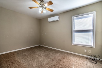 Welcome to this lovingly cared-for 3-bedroom, 1-bath home that - photo 23