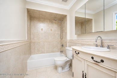 Welcome to 65A Goodall Street, a spacious and beautifully - photo 24