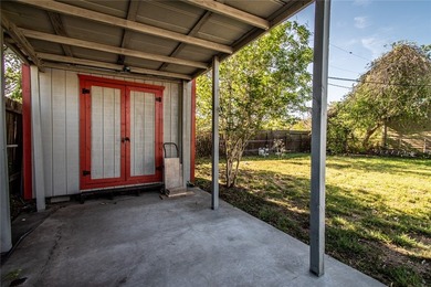 Welcome to this lovingly cared-for 3-bedroom, 1-bath home that - photo 25