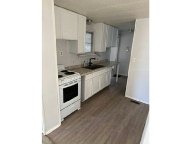 This home features a large bonus room and additional storage - photo 7