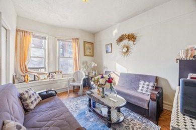 Welcome to this well-maintained single-family home in the heart - photo 12