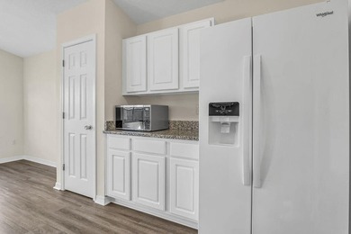 SUBDIVISION IS GREAT FOR THOSE LOOKING FOR A LOW MAINTENANCE - photo 13