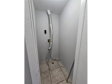 This newly renovated duplex is a fantastic investment - photo 18