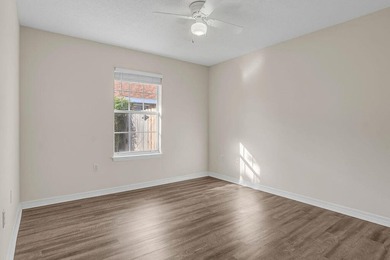 SUBDIVISION IS GREAT FOR THOSE LOOKING FOR A LOW MAINTENANCE - photo 21