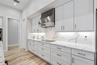 An extra ordinary opportunity to own recently built estate home - photo 21
