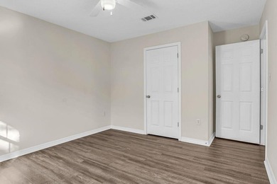 SUBDIVISION IS GREAT FOR THOSE LOOKING FOR A LOW MAINTENANCE - photo 22