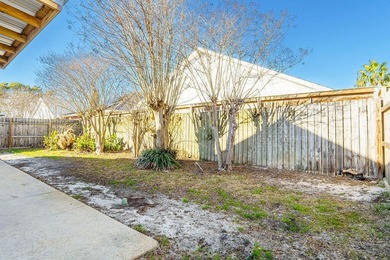 SUBDIVISION IS GREAT FOR THOSE LOOKING FOR A LOW MAINTENANCE - photo 28