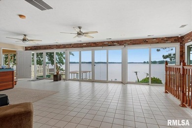 This beautiful all brick ranch home has a SPECTAUCLAR LAKE VIEW - photo 31