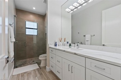 An extra ordinary opportunity to own recently built estate home - photo 35
