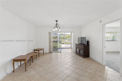Wake up to peaceful golf course living in this beautifully - photo 2