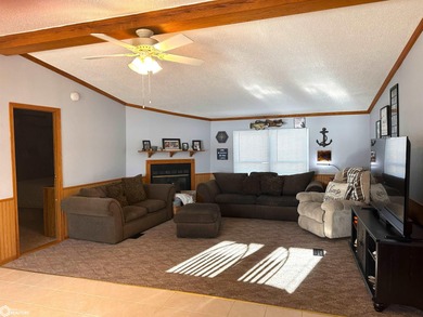 Experience Panoramic lake front views with second tier pricing - photo 9