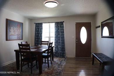 Charming 4-bedroom Home in San Mateo. Step inside to find an - photo 9