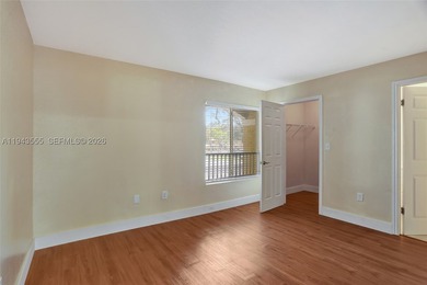 Updated spacious 2/2 with newer appliances including A/C. 2nd - photo 11