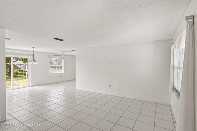 AMAZING opportunity to own a peace of paradise. Excellent - photo 12