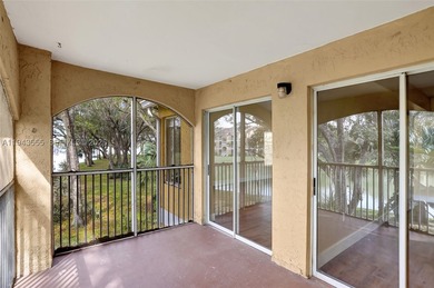 Updated spacious 2/2 with newer appliances including A/C. 2nd - photo 15