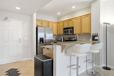 Perched above the Gaslamp Quarter, this fifth floor 1-bed - photo 18