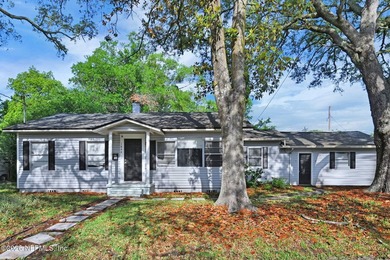 Motivated sellers and a great opportunity just minutes from - photo 2