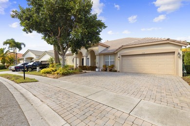 Charming 1-story residence offering 2,887 sq ft of refined - photo 3