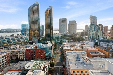 Perched above the Gaslamp Quarter, this fifth floor 1-bed - photo 38