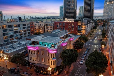 Perched above the Gaslamp Quarter, this fifth floor 1-bed - photo 42