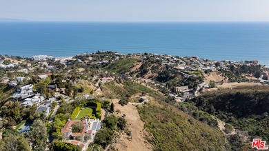 Exceptional opportunity to acquire a rare six-parcel assemblage - photo 5