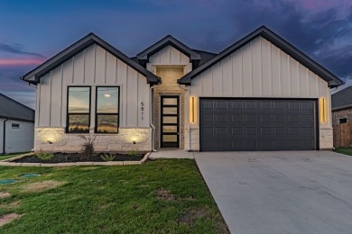 Lake Home For Sale in Granbury, Texas