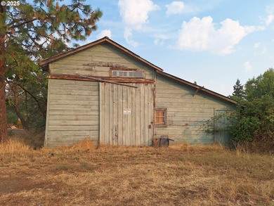 North Umpqua River Lot For Sale in Winchester Oregon