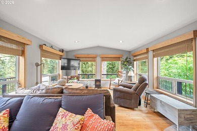 Wooded coastal retreat in the highly desirable Whaleshead Beach - photo 17