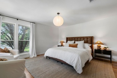 Welcome to one of Fort Worth's best-kept secrets. Situated on a - photo 18