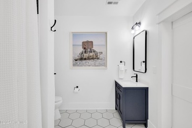 This OCEANFRONT ARCHITECTURAL MASTERPIECE in Emerald Isle, North - photo 19
