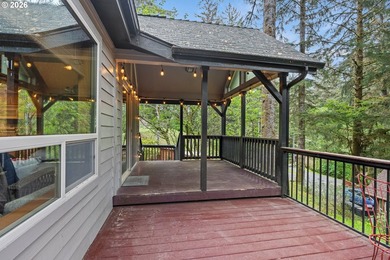 Wooded coastal retreat in the highly desirable Whaleshead Beach - photo 19