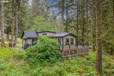Wooded coastal retreat in the highly desirable Whaleshead Beach - photo 33