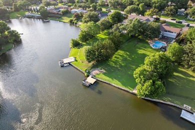 Welcome to one of Fort Worth's best-kept secrets. Situated on a - photo 39