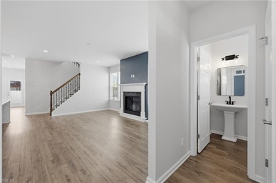 Welcome to Huntington Pointe! This beautifully designed Denby - photo 8