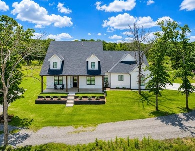 Experience the ultimate Lake Eufaula lifestyle in this fully - photo 3