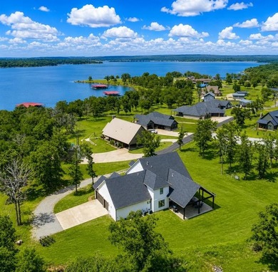 Experience the ultimate Lake Eufaula lifestyle in this fully - photo 4