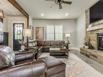 Experience the ultimate Lake Eufaula lifestyle in this fully - photo 10