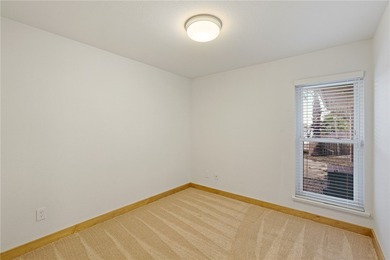 Welcome to your dream waterfront oasis! This stunning 3-bedroom - photo 22
