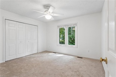 Nestled on a quiet cul-de-sac in the highly sought-after - photo 22