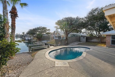 Welcome to your dream waterfront oasis! This stunning 3-bedroom - photo 30