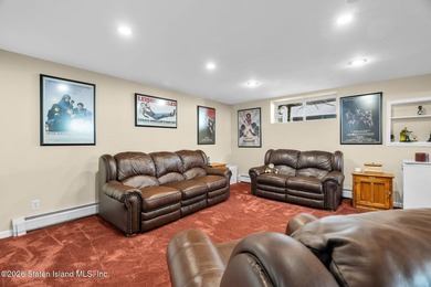 Welcome to this beautifully maintained side hall colonial on a - photo 31