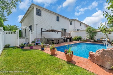 Welcome to this beautifully maintained side hall colonial on a - photo 41